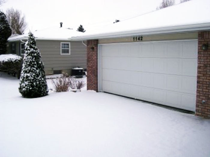 How to Keep Your Garage Above Freezing During Winter